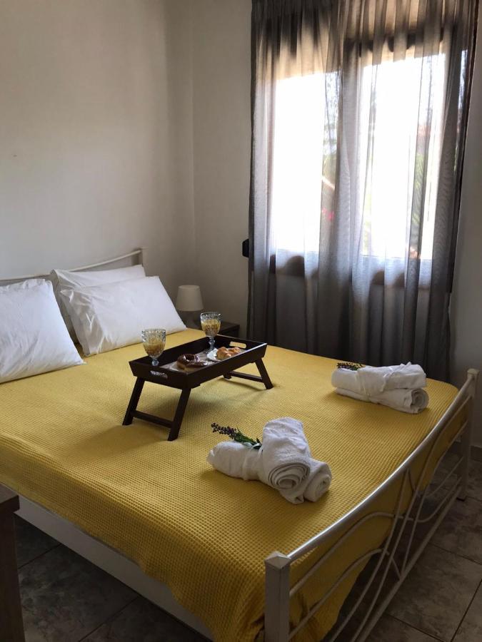 Kostas Apartment Иерисос Екстериор снимка