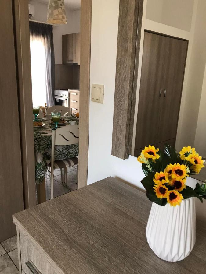Kostas Apartment Иерисос Екстериор снимка